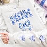Chinoiserie Mom Mama Nana Mimi With Kid Names On Sleeve Ver 1 - Personalized Sweatshirt