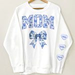 Chinoiserie Mom Mama Nana Mimi With Kid Names On Sleeve Ver 1 - Personalized Sweatshirt - Image 3