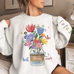 Best Mom, Grandma, Mama Ever Floral Custom Kids' Names - Personalized Sweatshirt - Image 4